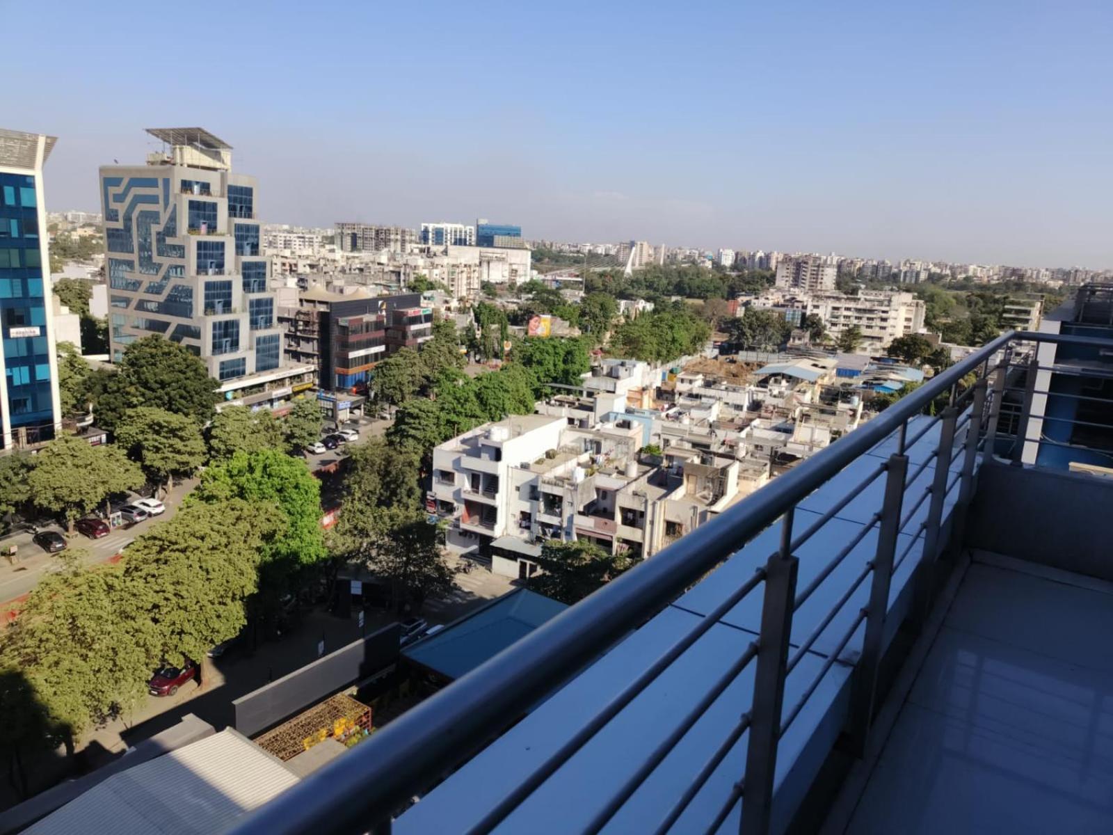 Ramee International Surat Hotel Kültér fotó
